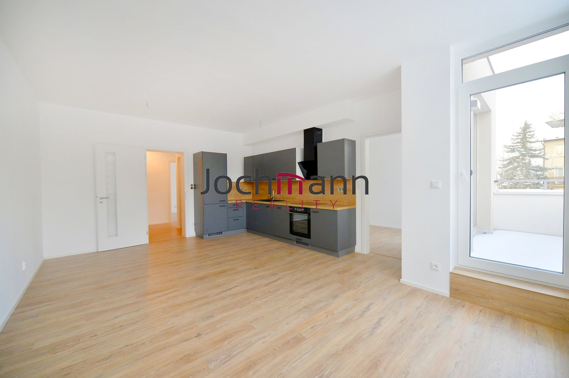 pronajem-byty-3-kk-82-m2-vc-terasy-sklep-parkovani-hluboka-nad-vltavou-d4n9372-7b5bd3