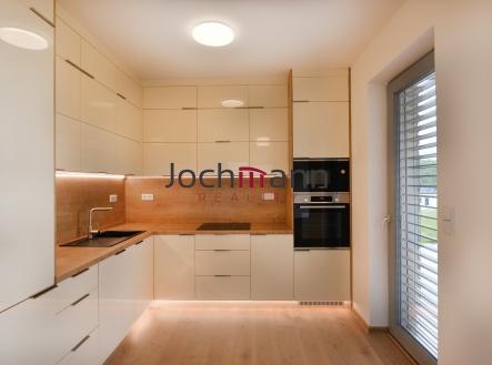 _D4N6876 | Pronájem - dům/vila, 142 m²