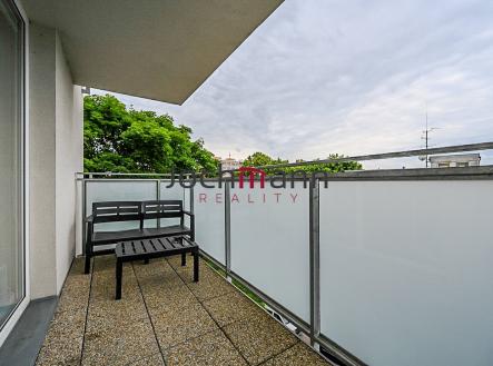 550A053E-A27A-4D0D-810F-40C96411A5FC_1_105_c | Pronájem bytu, 2+kk, 52 m²