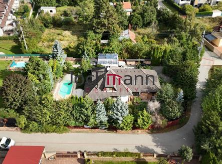 01 | Prodej - dům/vila, 320 m²