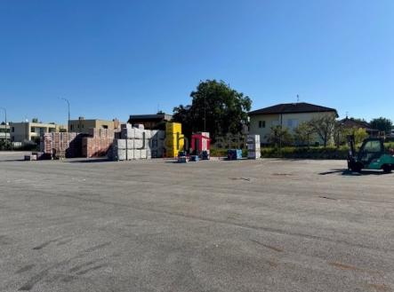 IMG_5197 | Pronájem - komerční objekt, sklad, 130 m²