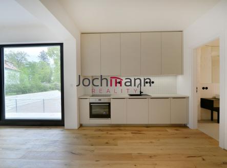 _D4N1051 | Pronájem bytu, 1+kk, 38 m²