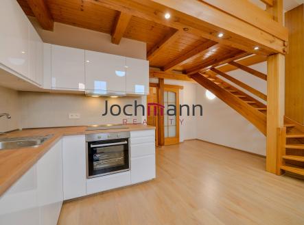 48323936-69B3-4C96-8C9D-CA6FCA467F2B | Pronájem bytu, 2+kk, 65 m²