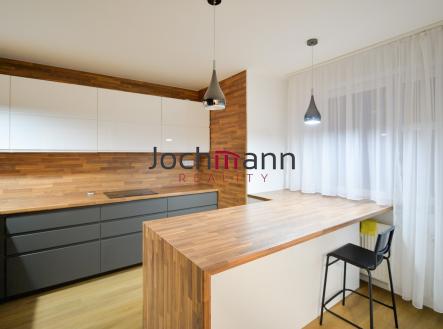 30F35D7B-3B50-4F18-A31A-32392DA8932D | Pronájem bytu, 3+1, 88 m²