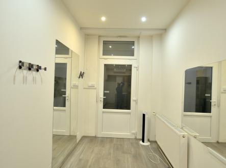 _D4N7396u | Pronájem - obchodní prostor, 15 m²