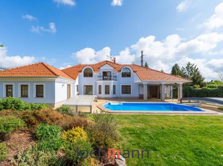 01 | Prodej - dům/vila, 351 m²