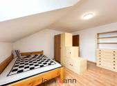 Pronájem bytu, 1+kk, 32 m²