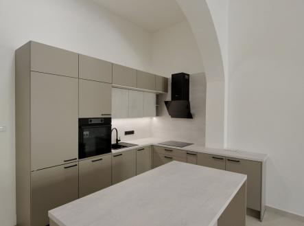 _D4N3090n | Pronájem bytu, 2+kk, 79 m²