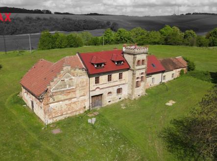 Zemědělská usedlost Lísky, objekt bývalého zámeckého dvora | Prodej - zemědělský objekt, 20 000 m²