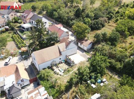 Zaječí, stavební pozemek s vinným sklepem | Prodej - pozemek pro bydlení, 224 m²