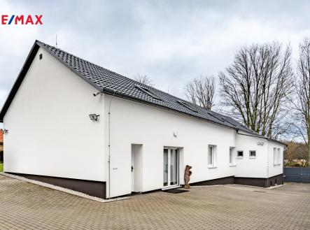 exterier-2.1.jpg | Prodej - dům/vila, 308 m²