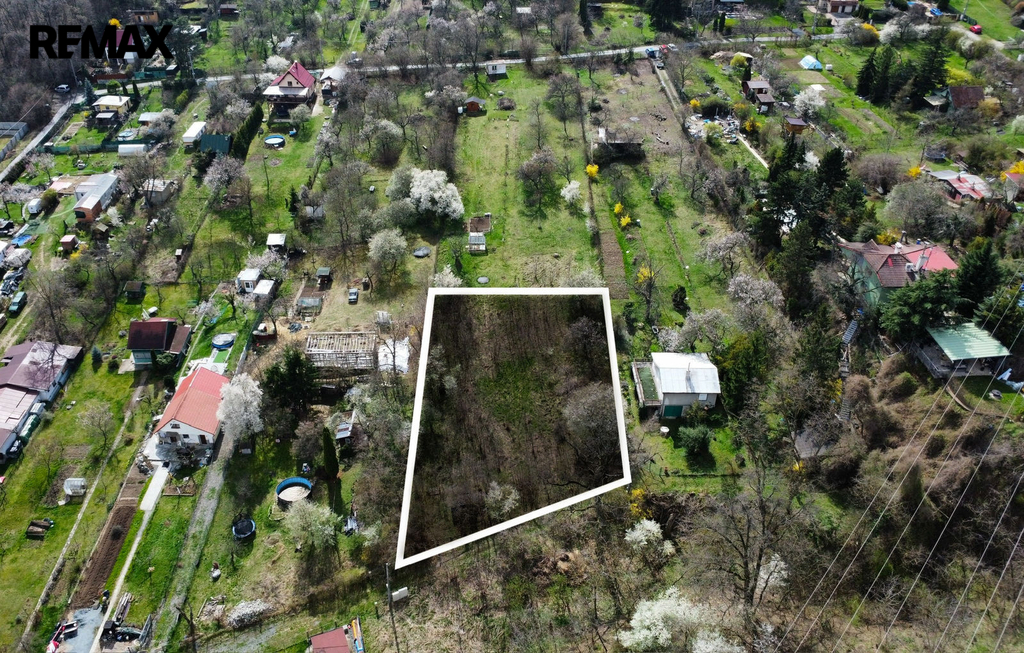 Stavební pozemek Želešice.