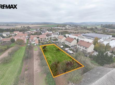 Stavební pozemek Skalice nad Svitavou | Prodej - pozemek pro bydlení, 1 058 m²