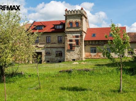 Zemědělská usedlost Lísky, objekt bývalého zámeckého dvora | Prodej - zemědělský objekt, 11 288 m²