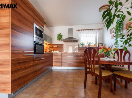 Výjimečný byt 3+kk s terasou, Popůvky, ul. Horní | Prodej bytu, 3+kk, 80 m²