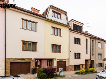 Rodinný dům s garáží, 4+1, 192 m2, Dudíkova, Řečkovice, Brno | Prodej - dům/vila, 192 m²