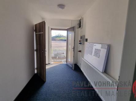 Vstup | Pronájem - pozemek pro komerční výstavbu, 600 m²