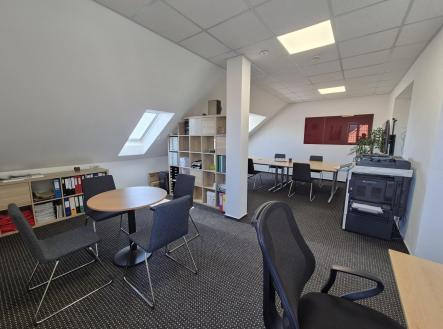 20250621_123425.jpg | Pronájem - kanceláře, 60 m²
