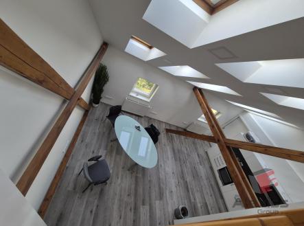 centrální místnost.jpg | Pronájem bytu, atypický, 141 m²