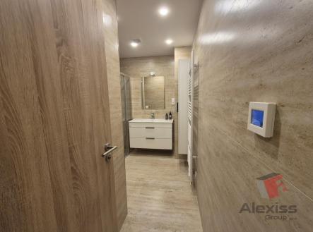 20251223_131355.jpg | Pronájem bytu, 3+kk, 74 m²