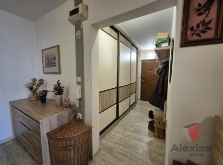 předsíň.jpg | Pronájem bytu, 3+kk, 87,7 m²