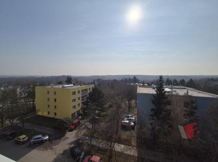 pohled z okna.jpg | Pronájem bytu, 3+1, 72,1 m²