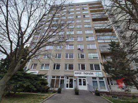 pohled na dům.jpg | Pronájem bytu, 3+1, 79,7 m²