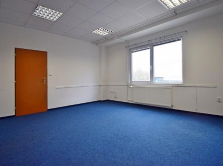 Pronájem - kanceláře, 76 m²
