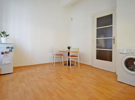 Pronájem bytu, 1+1, 38 m²