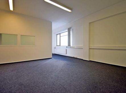Pronájem - kanceláře, 46 m²