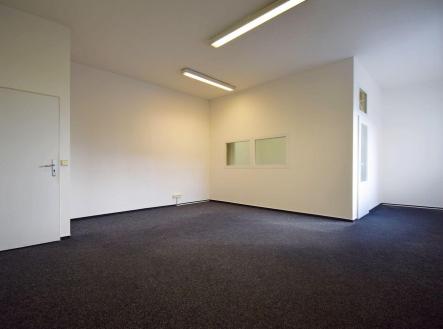 Pronájem - kanceláře, 46 m²