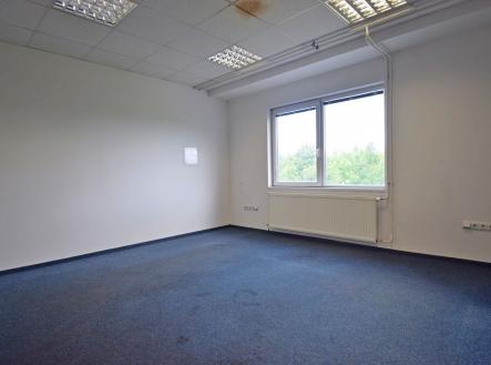 Pronájem - kanceláře, 43 m²