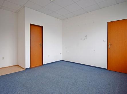 Pronájem - kanceláře, 80 m²