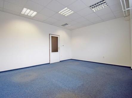 Pronájem - kanceláře, 80 m²