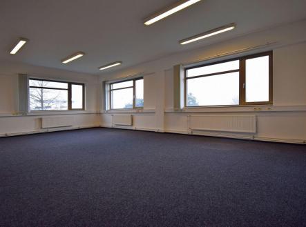 Pronájem - kanceláře, 55 m²