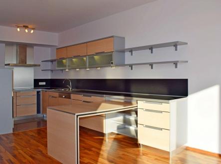 Pronájem bytu, 2+kk, 60 m²