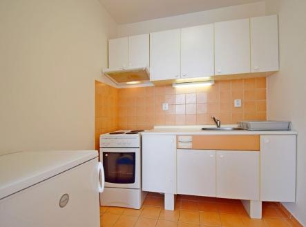 Pronájem bytu, 1+kk, 34 m²