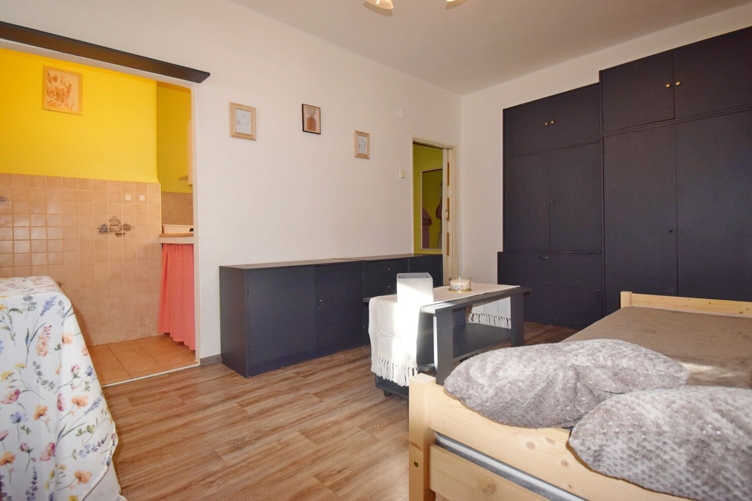 Zařízený 1+kk u metra Petřiny, Praha 6 Veleslavín