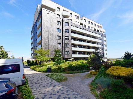 Pronájem bytu, 2+kk, 58 m²