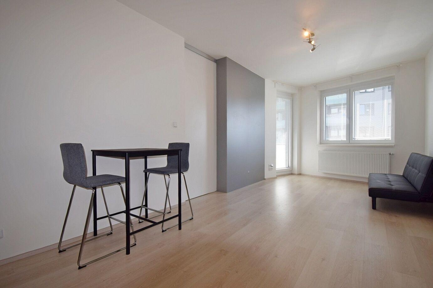 Krásný 2+kk s balkonem 58 m2 u metra Stodůlky, Praha 5