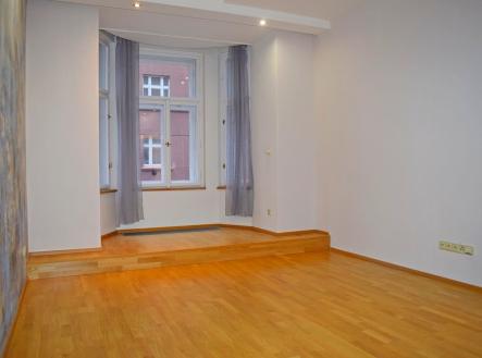 Pronájem bytu, 2+1, 75 m²