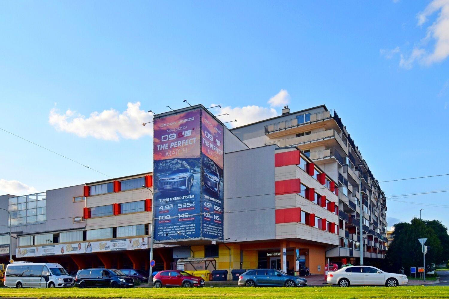 Prostorný 1+kk s balkonem 50 m2 v novostavbě Praha 9