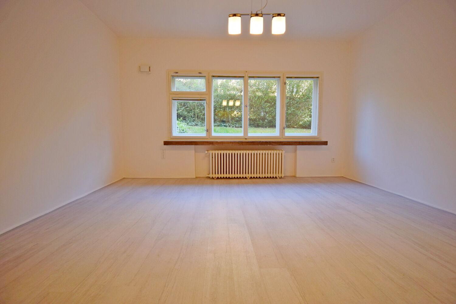 Hezký 1+1 40 m2 po rekonstrukci blízko Nádraží Holešovice, Praha 8