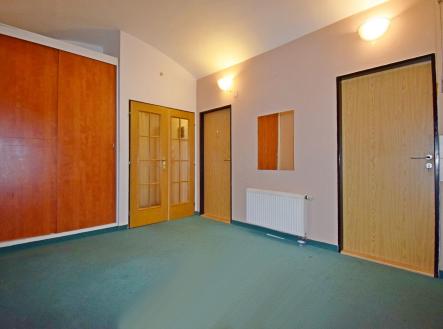 Pronájem bytu, 4+kk, 76 m²