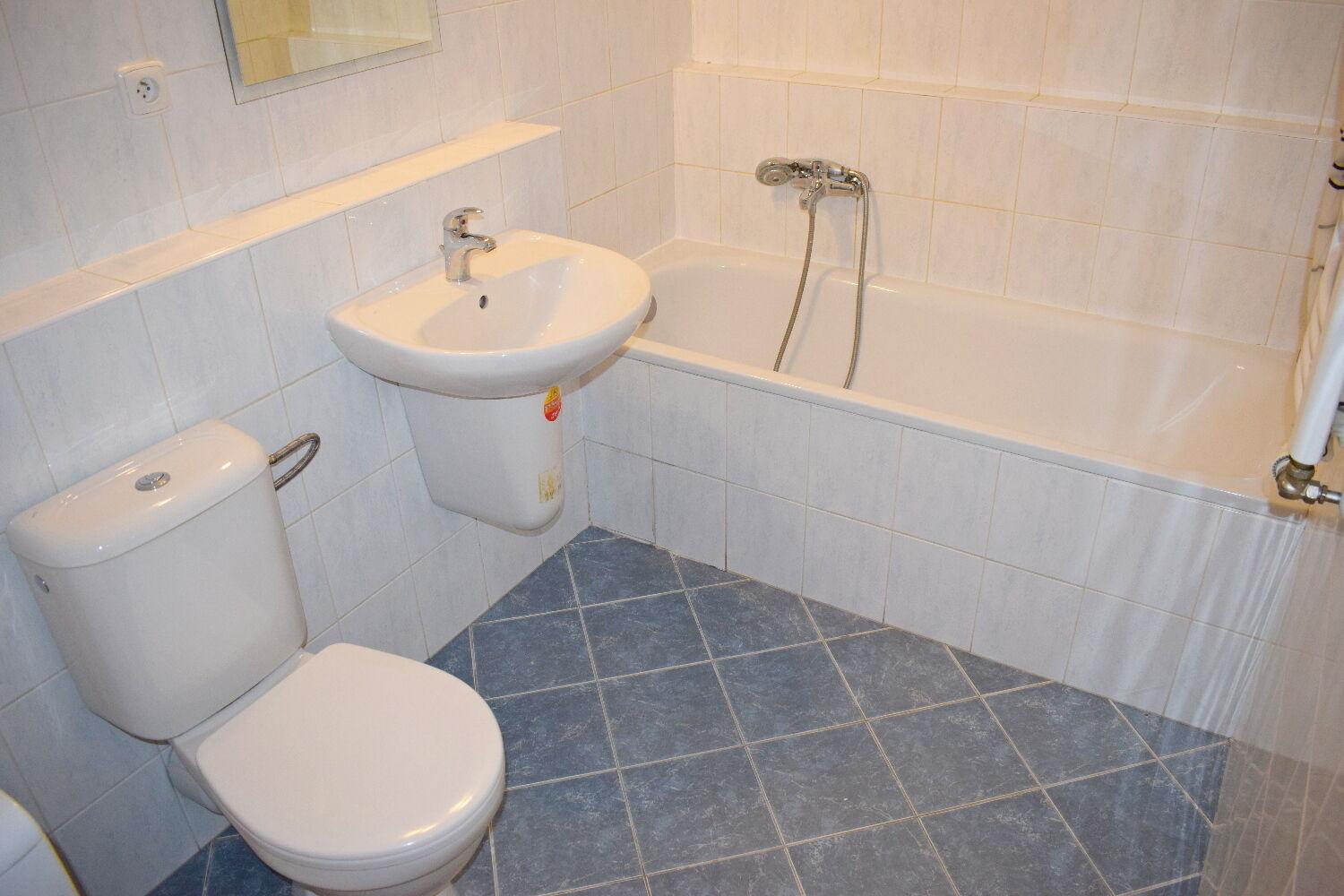 Prostorný 1+kk s balkonem 50 m2 v novostavbě Praha 9