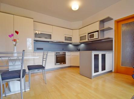 Pronájem bytu, 3+kk, 55 m²