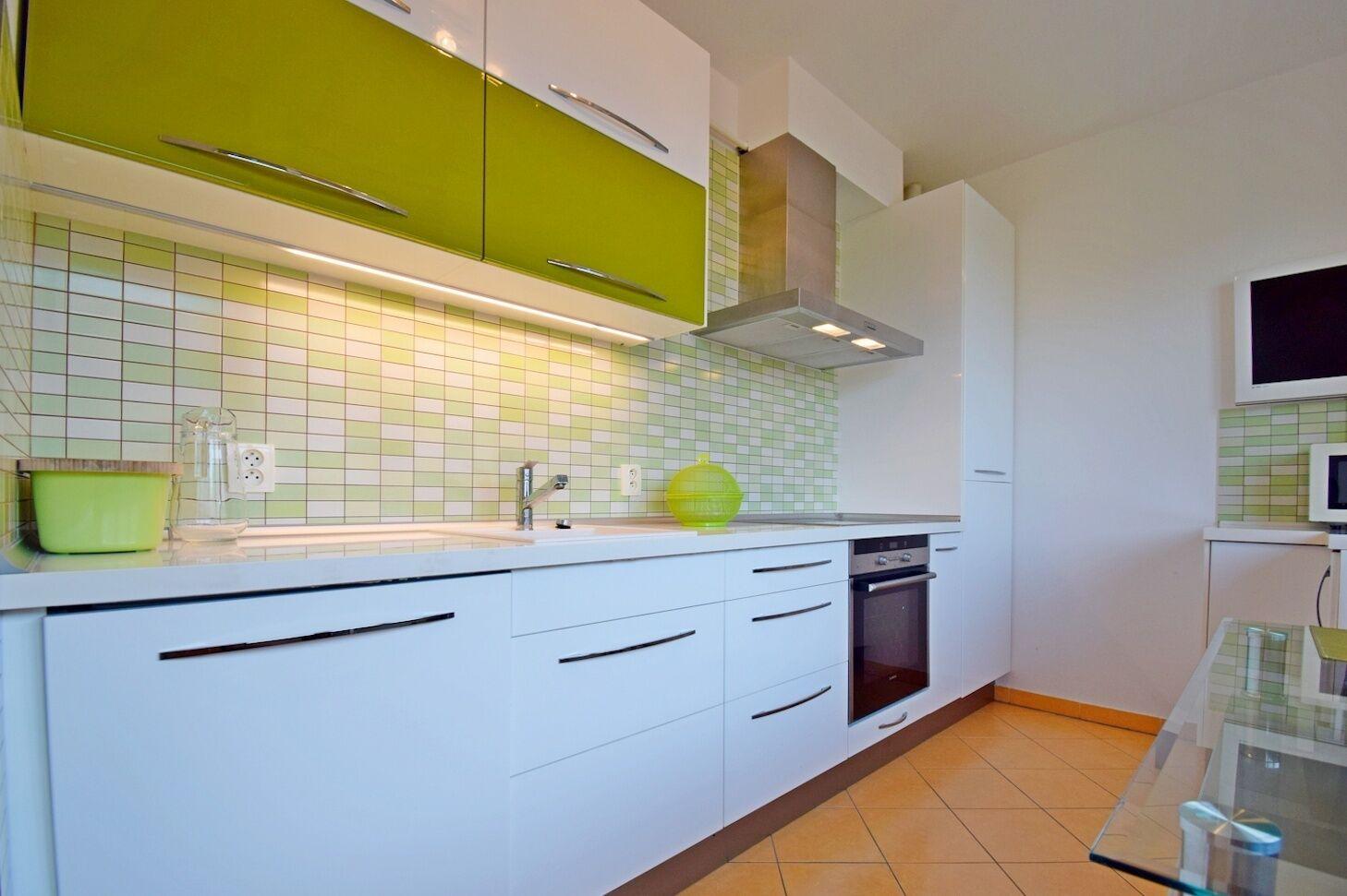 Kompletně zařízený 1+1/B 61 m2 v novostavbě, Praha 9