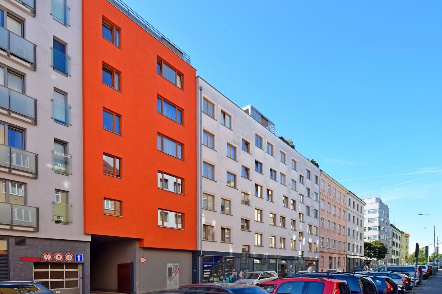 1+kk s balkonem 40 m2 v novostavbě u metra Českomoravská, Praha 9