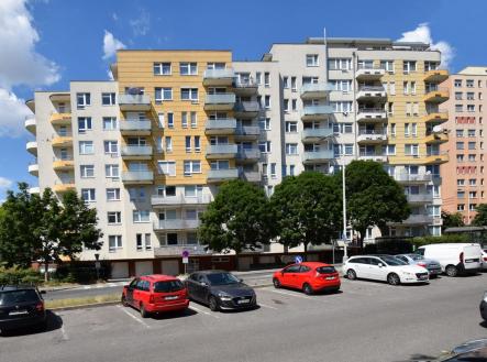 Pronájem bytu, 2+kk, 52 m² obrázek