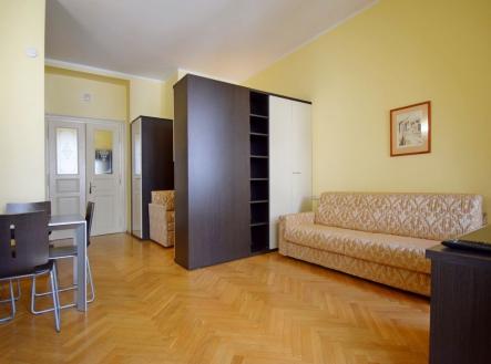 Pronájem bytu, 1+kk, 35 m²